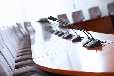 OPEC members discuss extended Declaration of Co-operation