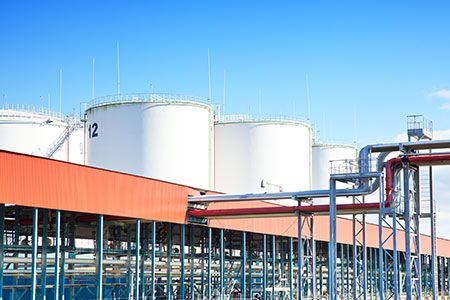 CVR Refining to sell Cushing tank farm assets