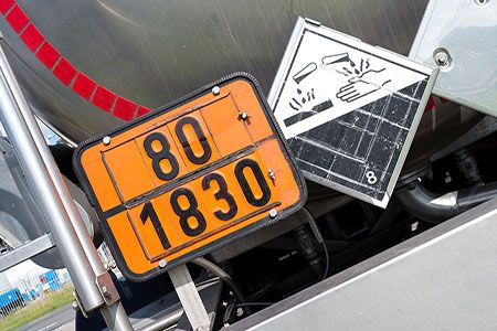 Honeywell publishes second guide to selecting chemical protective gloves